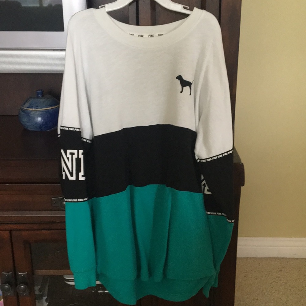 PINK crew neck sweatshirt